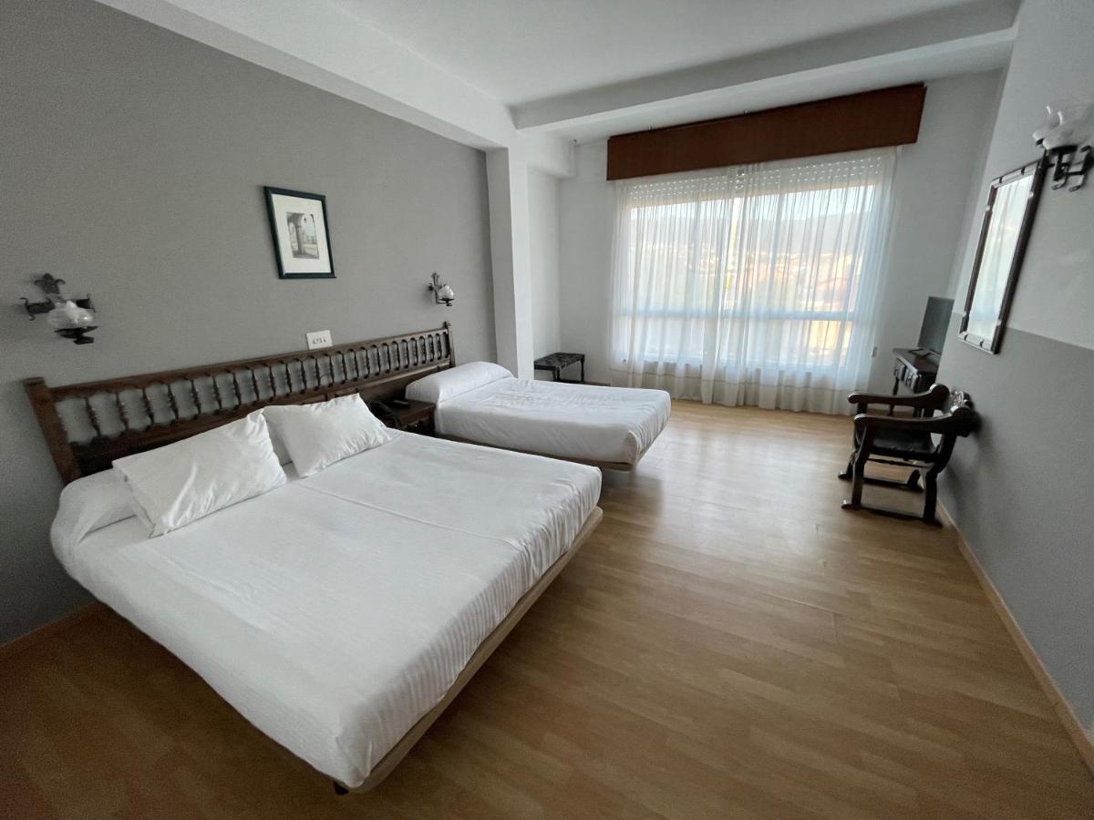 Hotel Eumesa Pontedeume Eksteriør billede