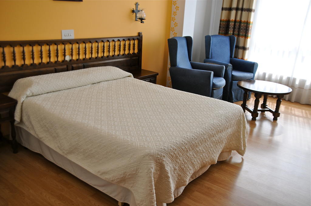 Hotel Eumesa Pontedeume Værelse billede